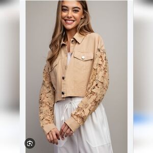 INC International Concepts ✨️ Women's Beige Lace Sleeve Trucket Jacket Size S